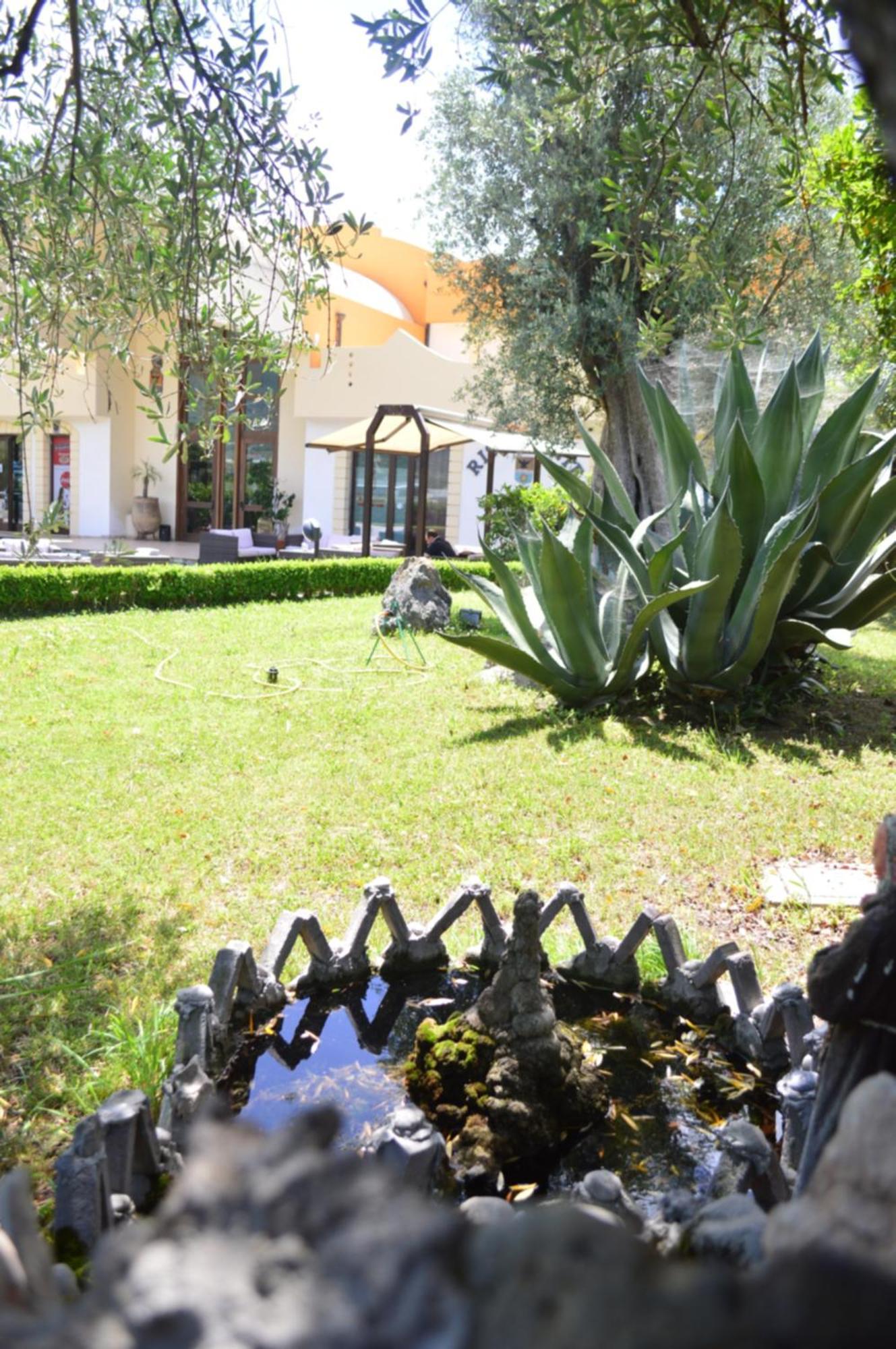 Hotel Il Cavaliere Сарно Экстерьер фото
