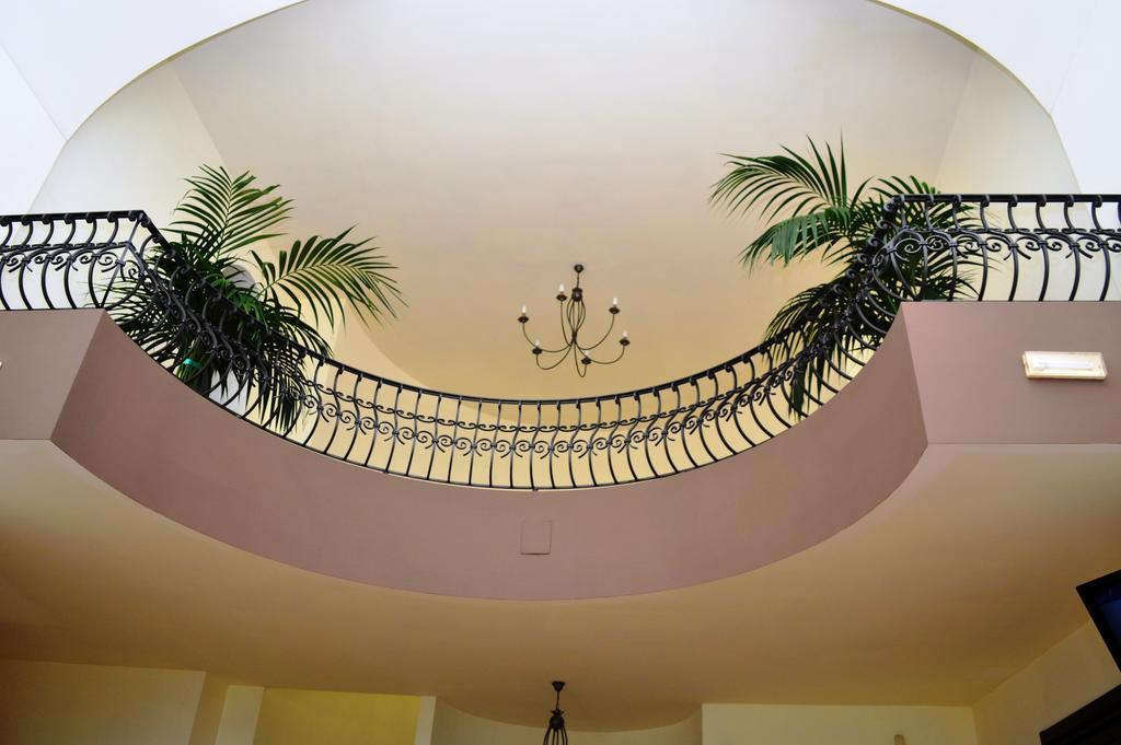 Hotel Il Cavaliere Сарно Экстерьер фото